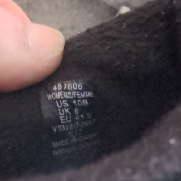 Lands' End Black Winter Boots Minimalist Comfort Design - Picture 6 of 6